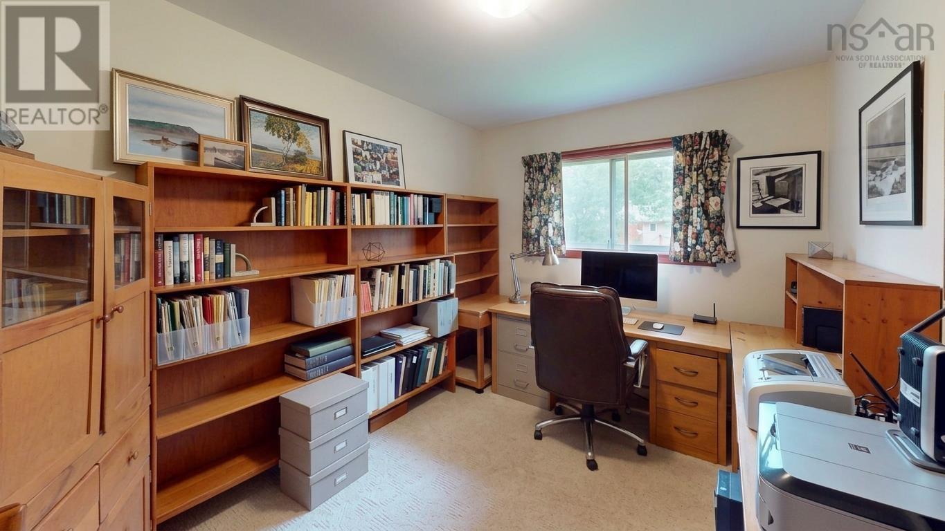 33 Anderson Street Property Photo 10