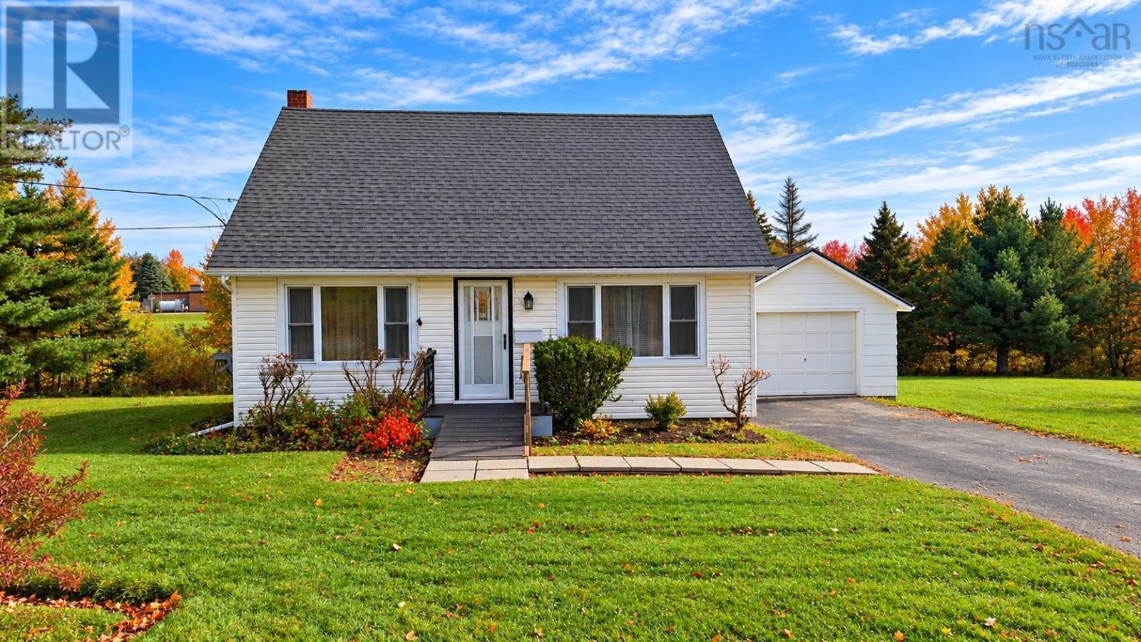 171 Falmouth Dyke Road Property Photo 1