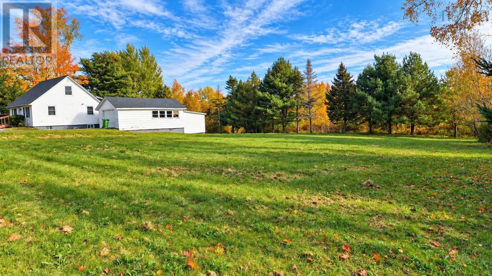 171 Falmouth Dyke Road Property Photo 5