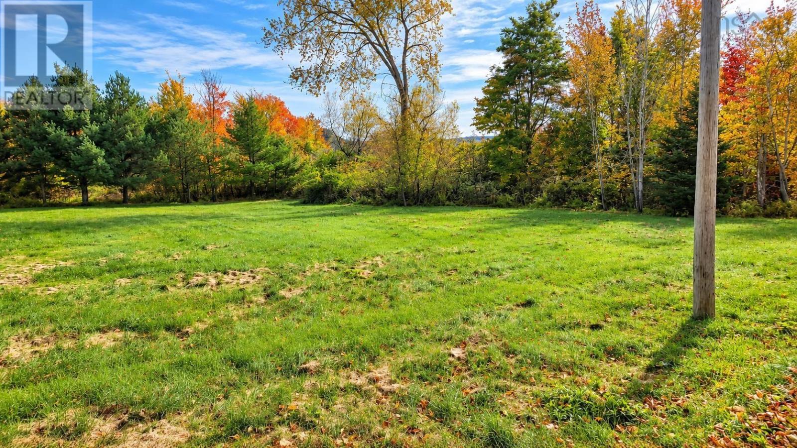 171 Falmouth Dyke Road Property Photo 9