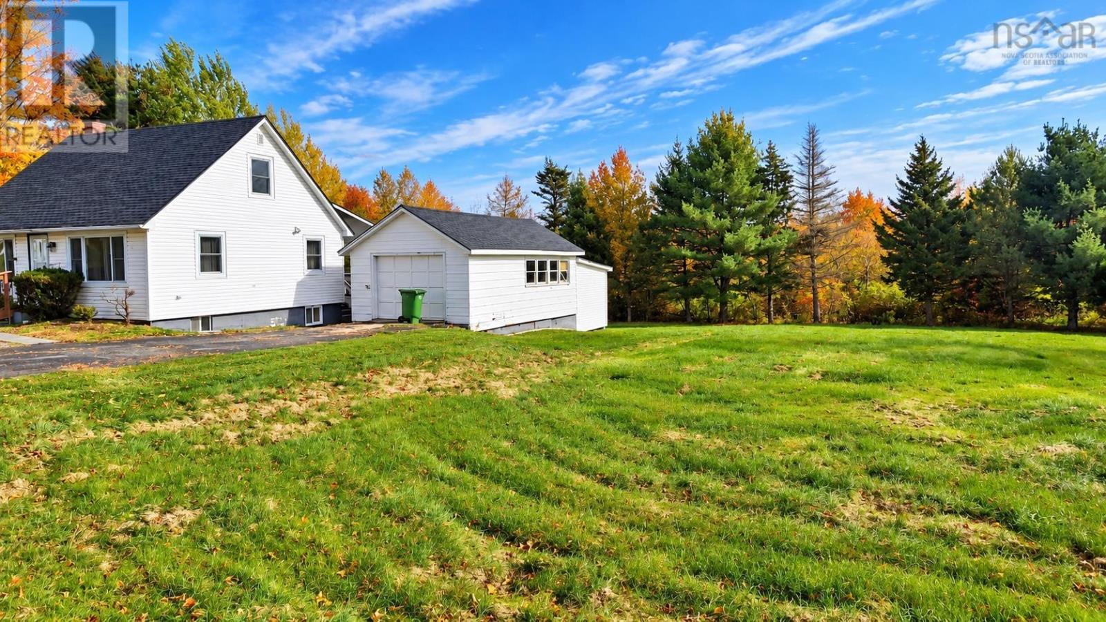 171 Falmouth Dyke Road Property Photo 11