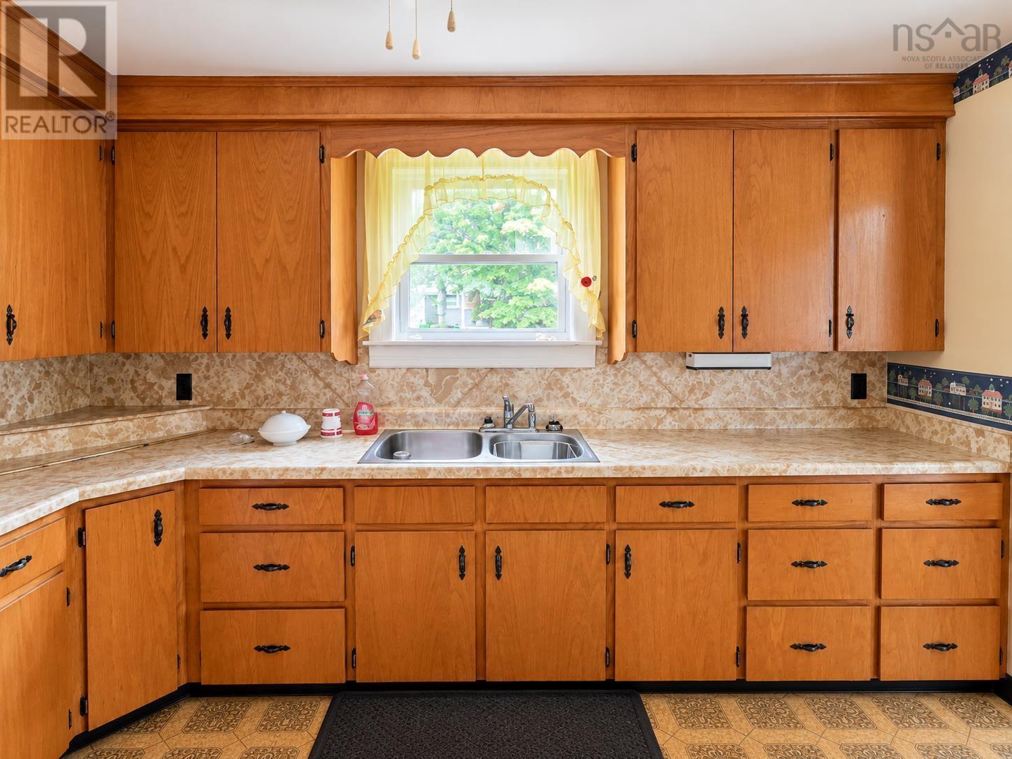 171 Falmouth Dyke Road Property Photo 16