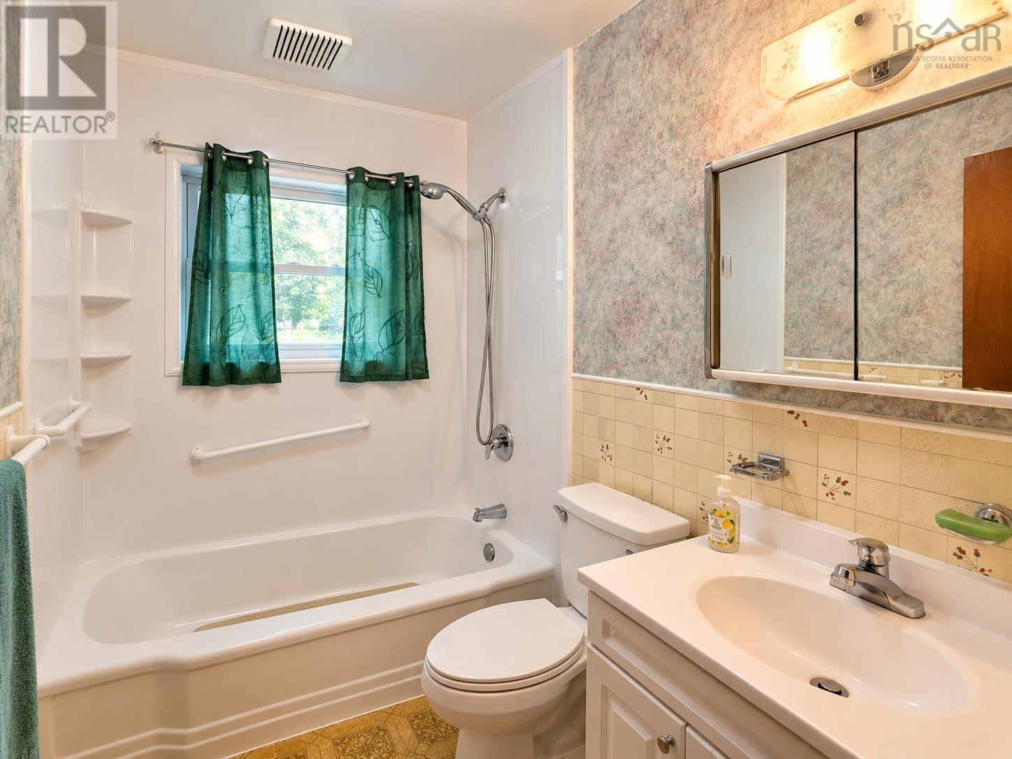 171 Falmouth Dyke Road Property Photo 23