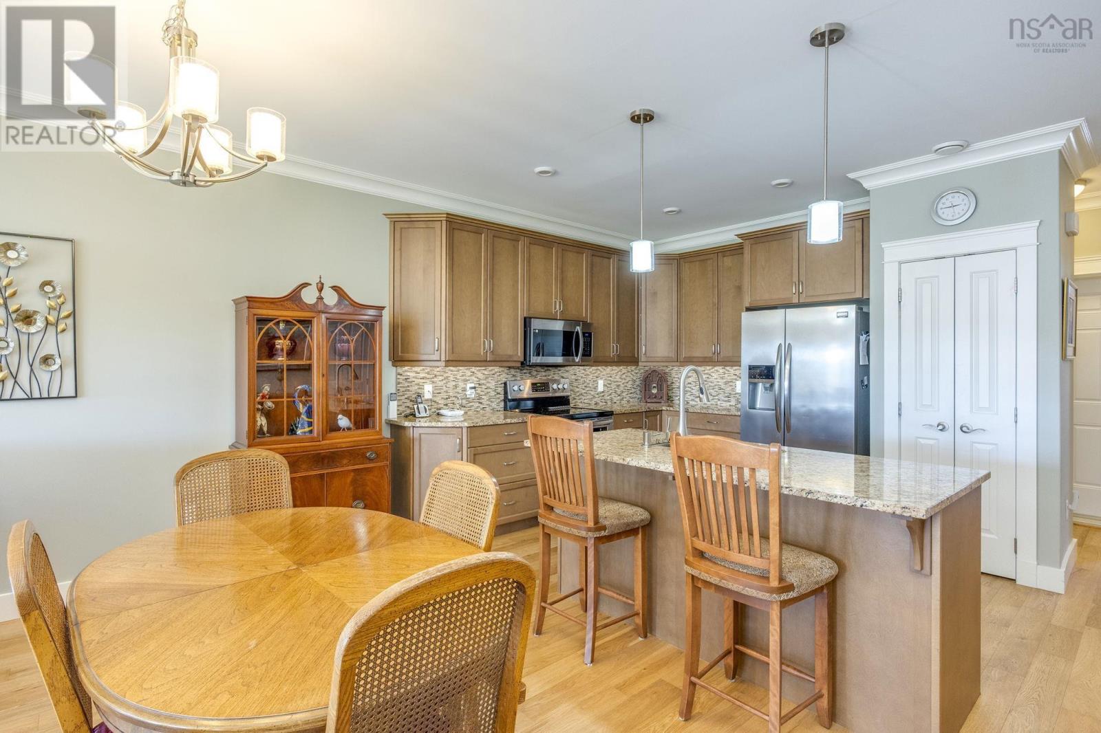 20 Mackinnon Court Property Photo 9