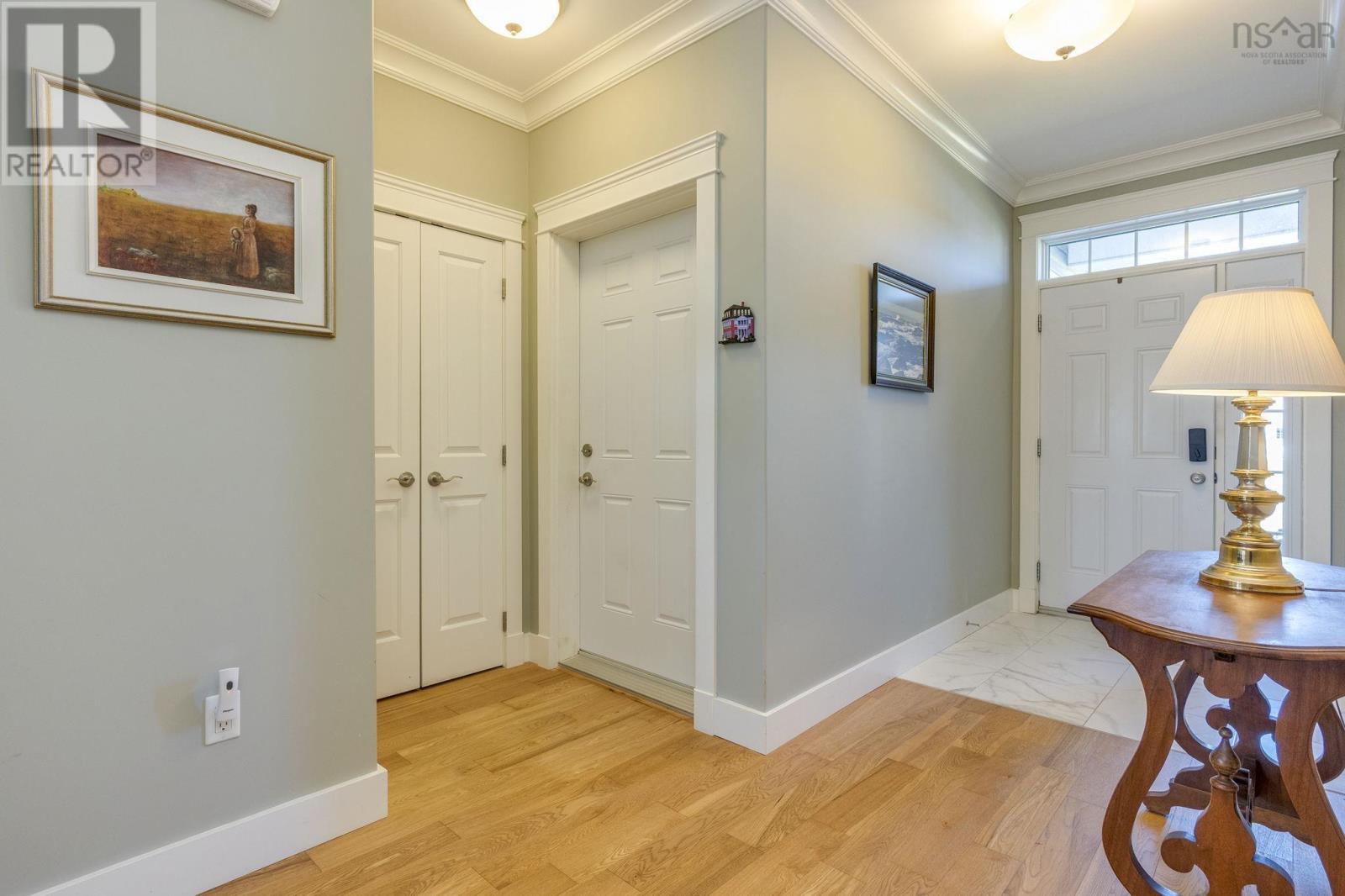 20 Mackinnon Court Property Photo 19