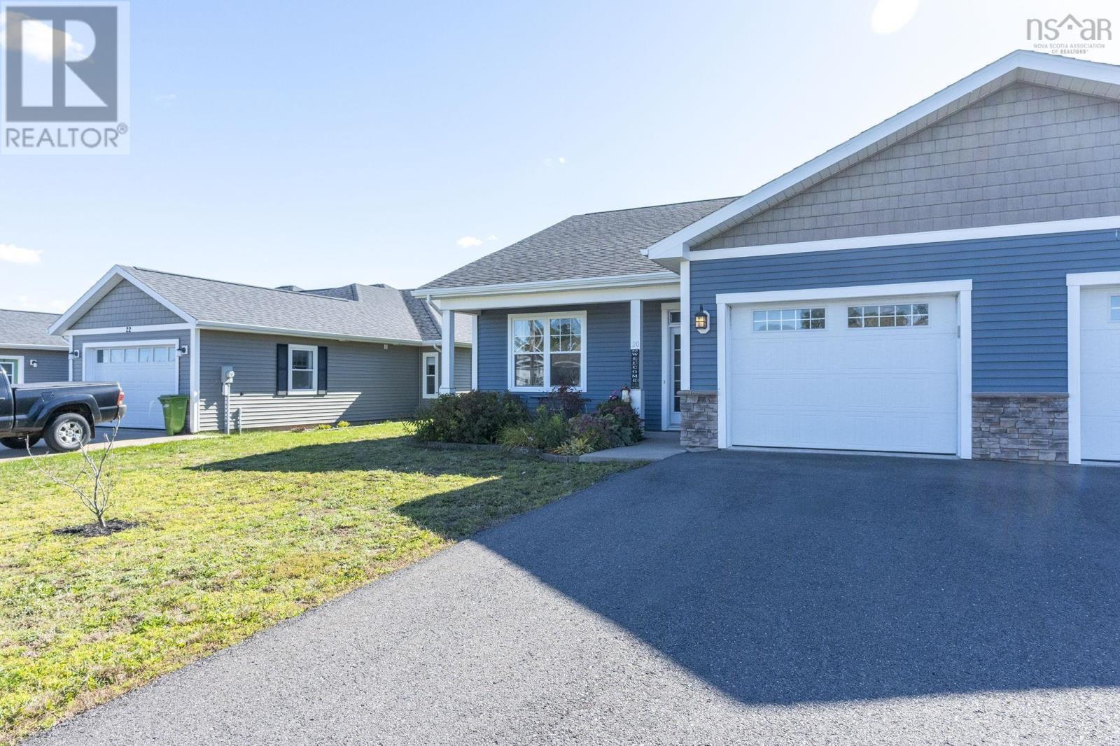 20 Mackinnon Court Property Photo 34