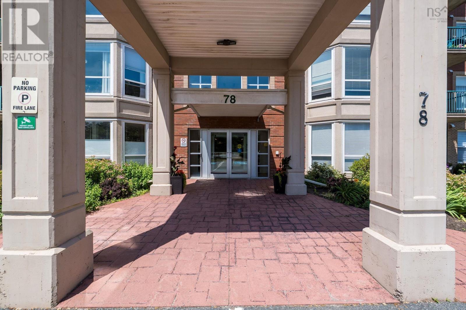 106 - 78 Regency Park Drive Property Photo 3