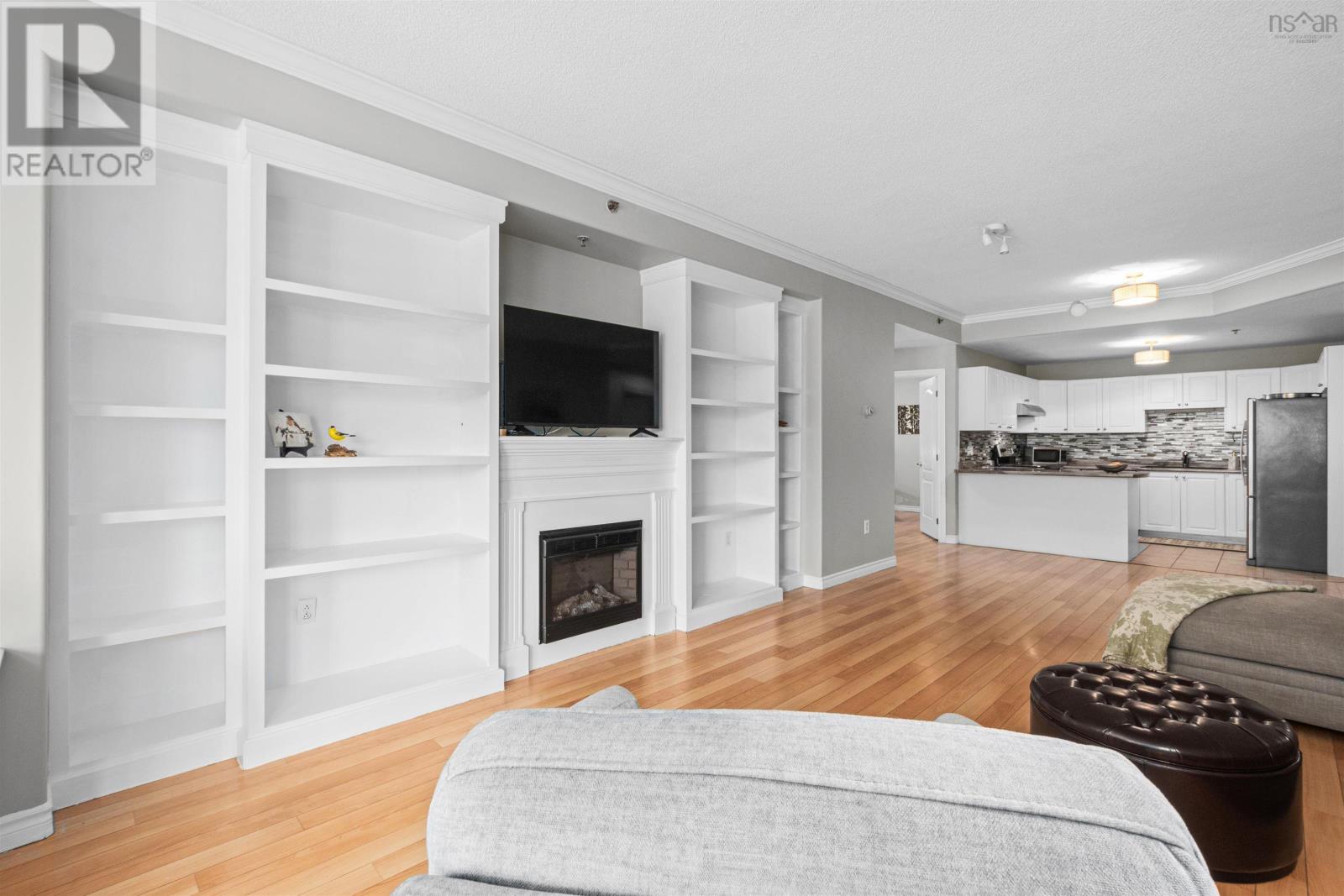 106 - 78 Regency Park Drive Property Photo 13