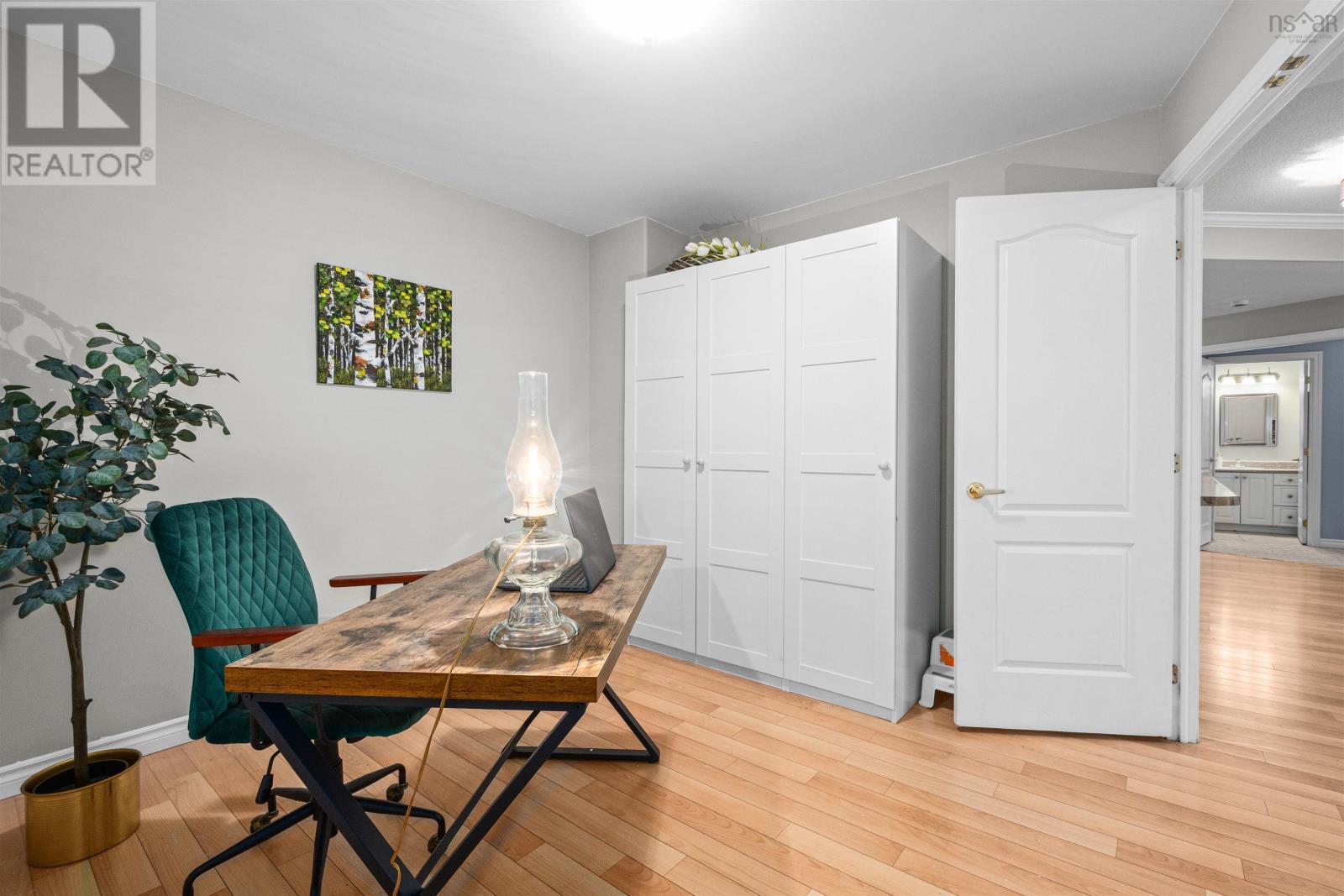 106 - 78 Regency Park Drive Property Photo 31