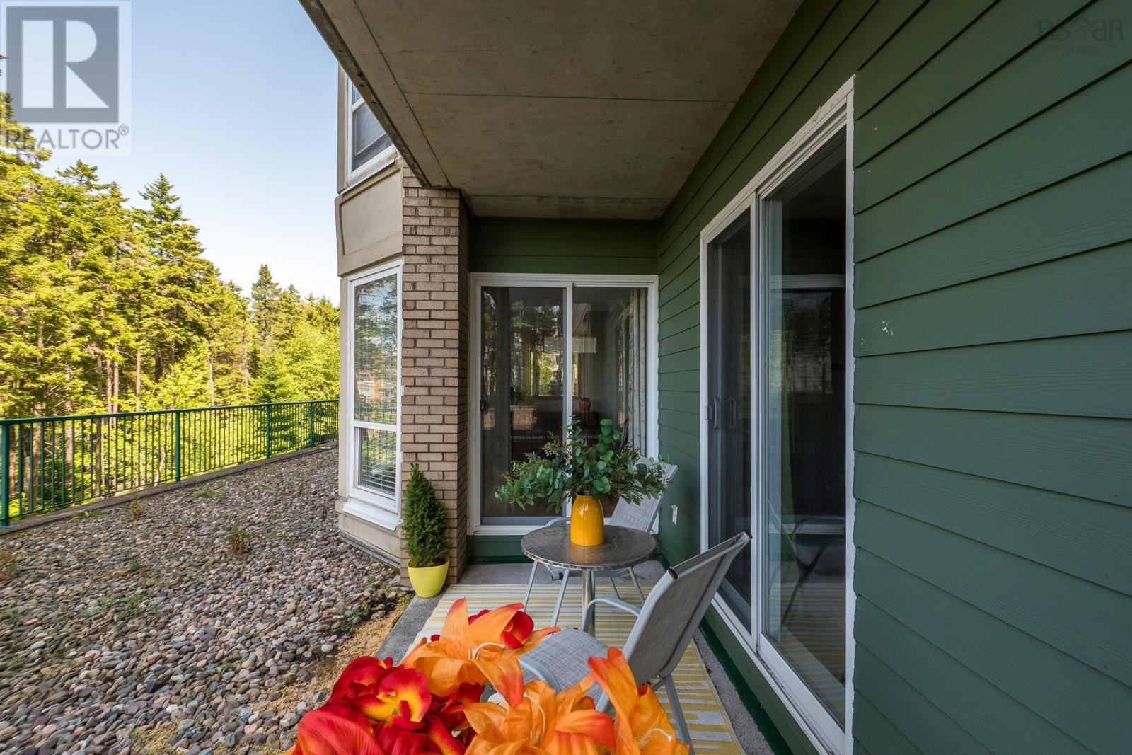 106 - 78 Regency Park Drive Property Photo 46