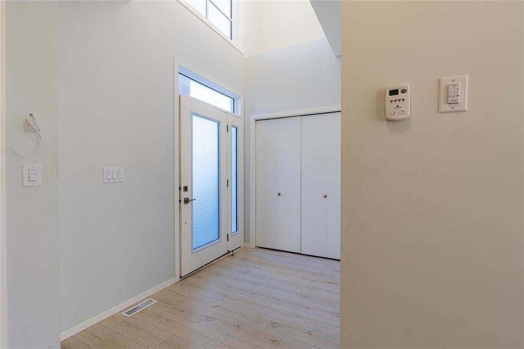 18 Gottfried Point Property Photo 6