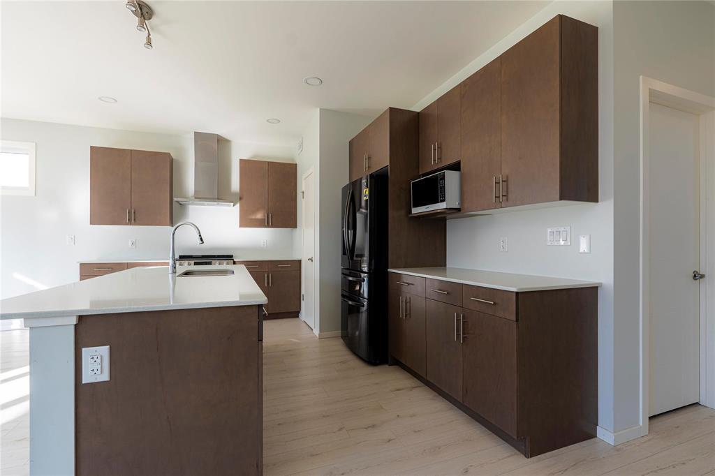 18 Gottfried Point Property Photo 11