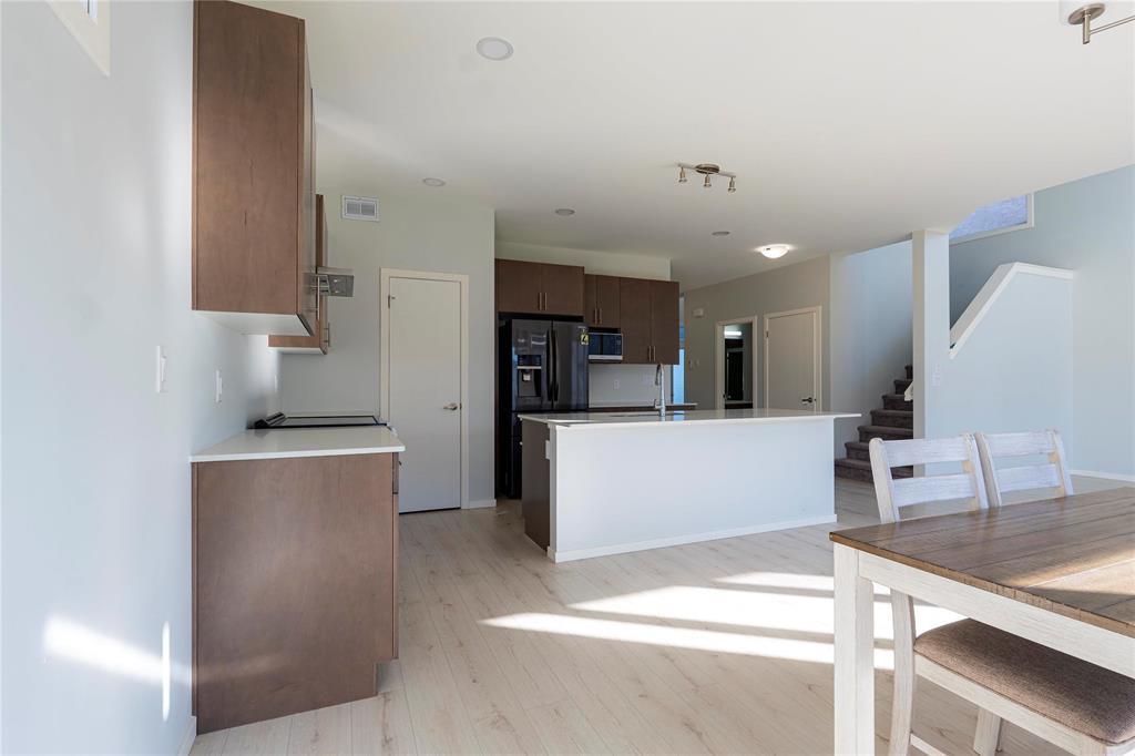 18 Gottfried Point Property Photo 12