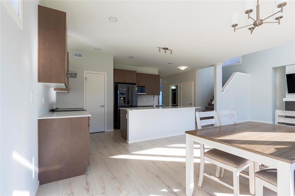 18 Gottfried Point Property Photo 13