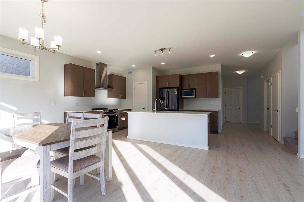 18 Gottfried Point Property Photo 21