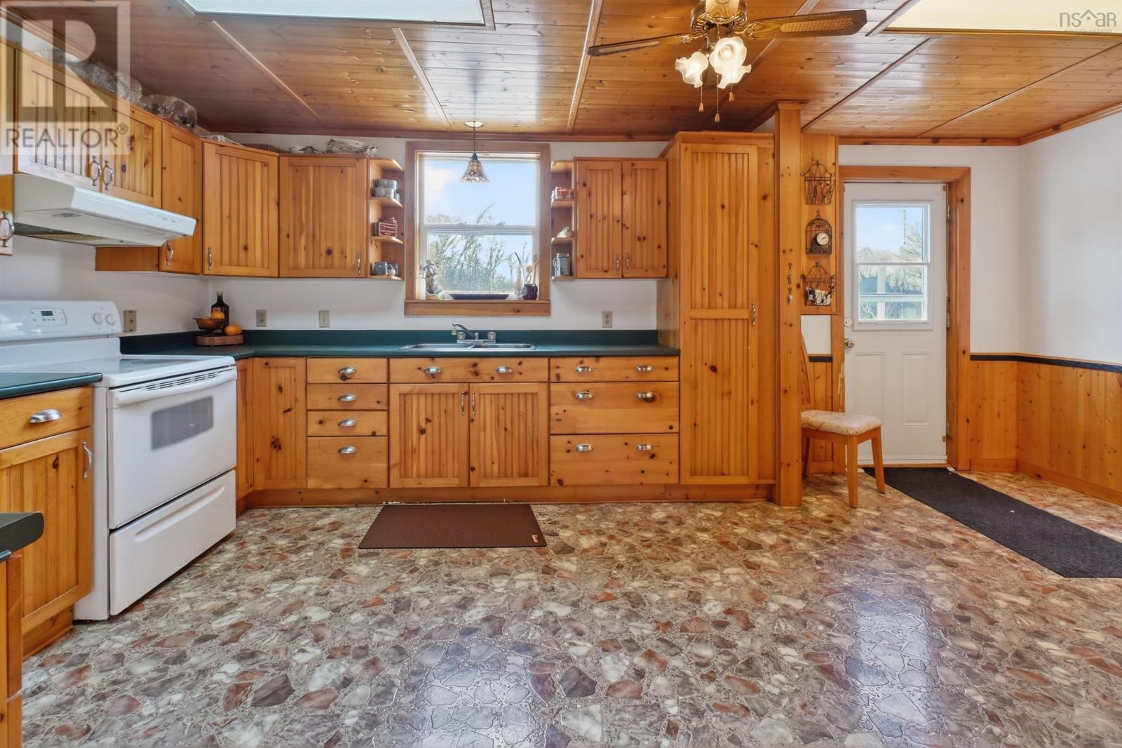 5381 Highway 19 Property Photo 16