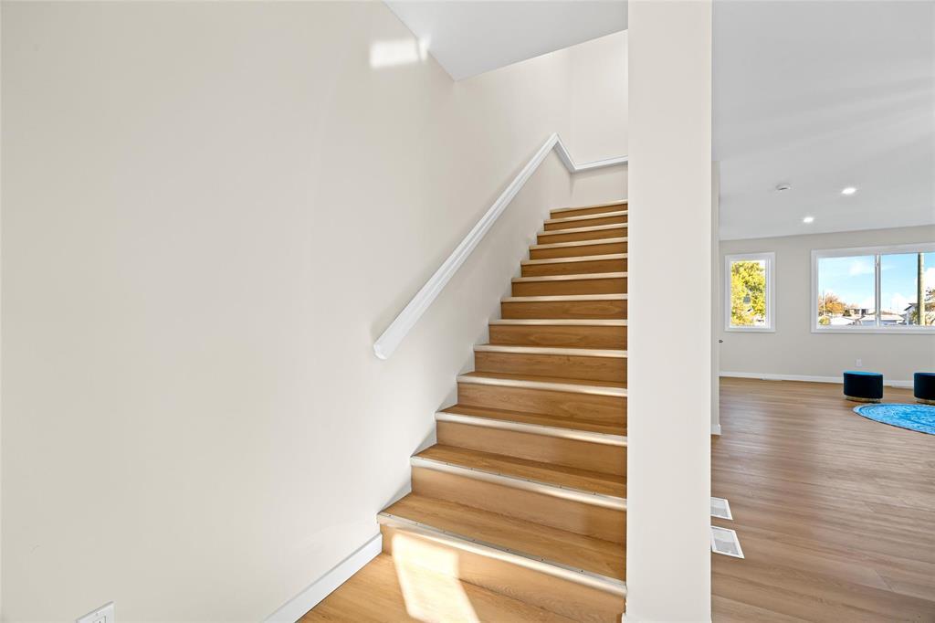 1054 Brussels Street Property Photo 14