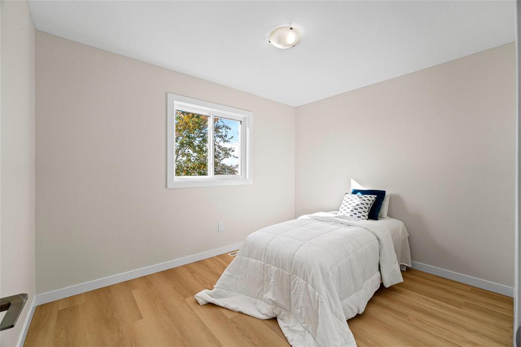 1054 Brussels Street Property Photo 21