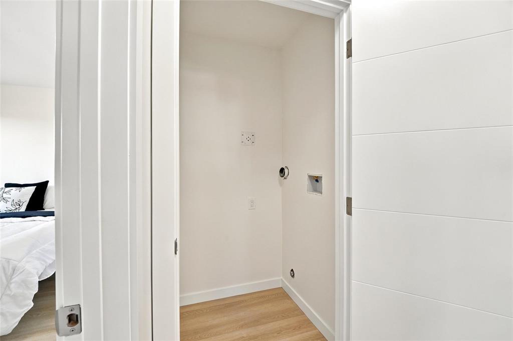 1054 Brussels Street Property Photo 25
