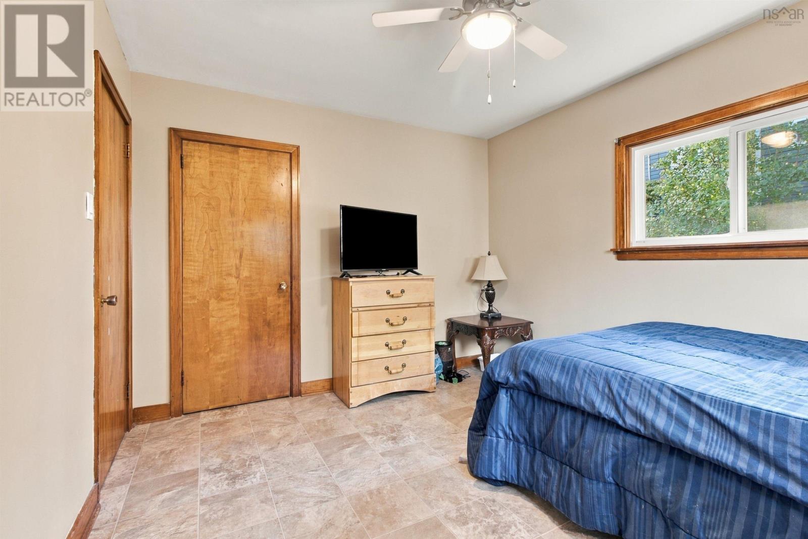 122 Campbell Avenue Property Photo 15