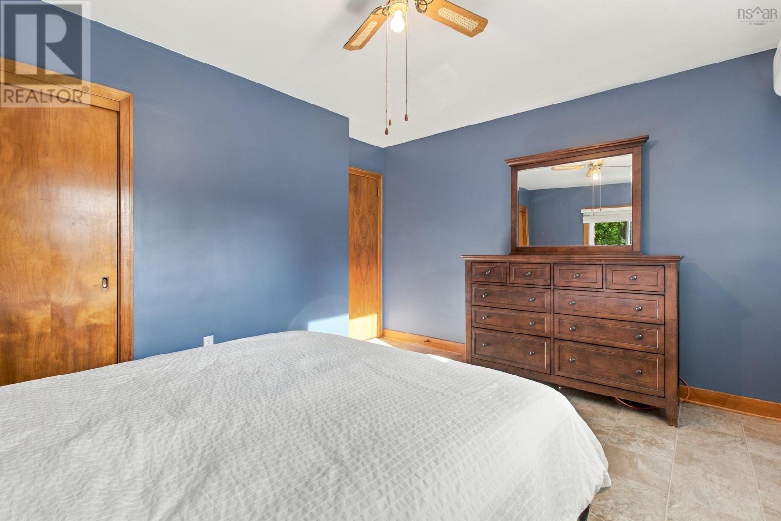 122 Campbell Avenue Property Photo 17