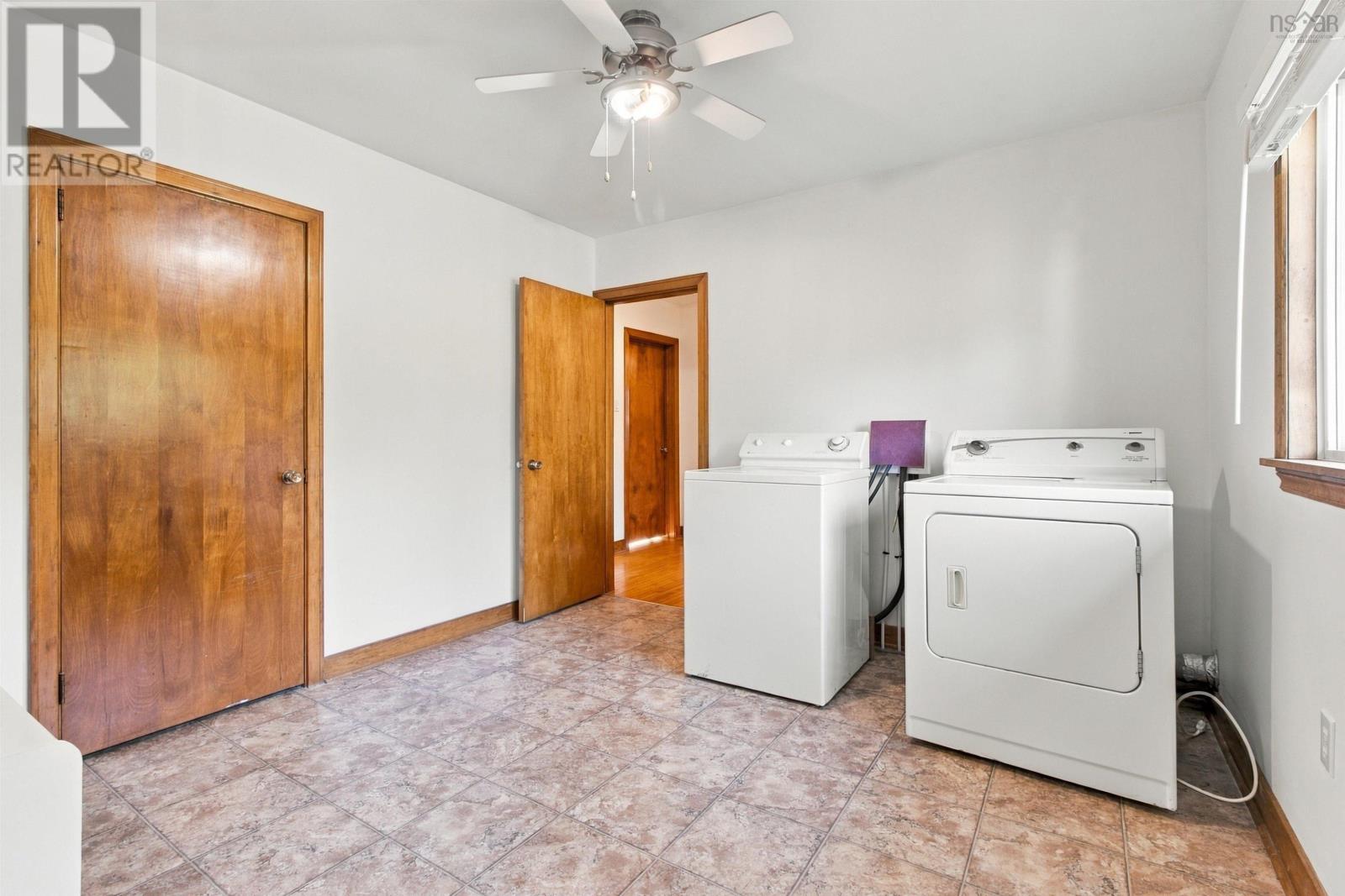 122 Campbell Avenue Property Photo 21