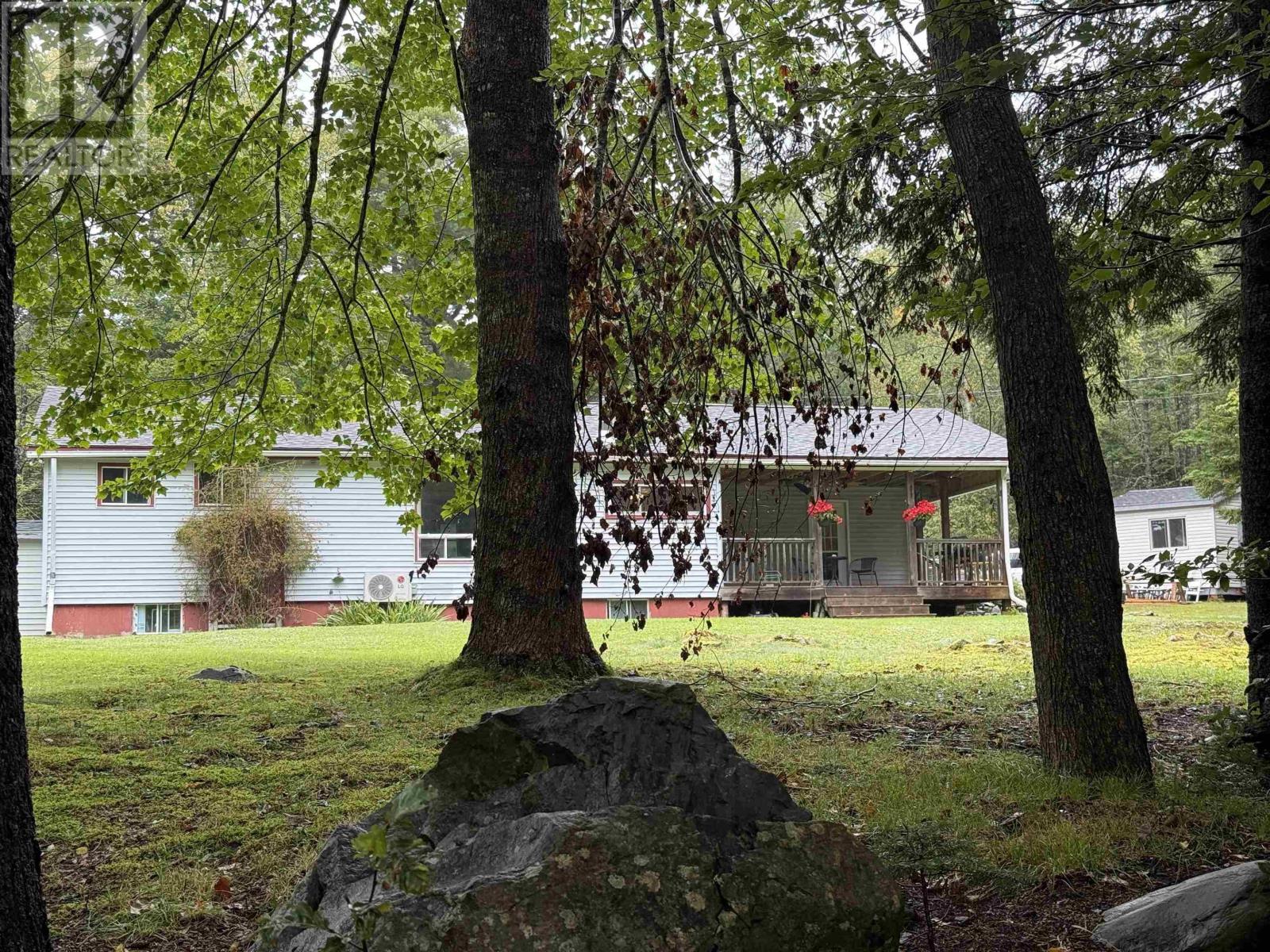 2050 Camperdown Road Property Photo 2