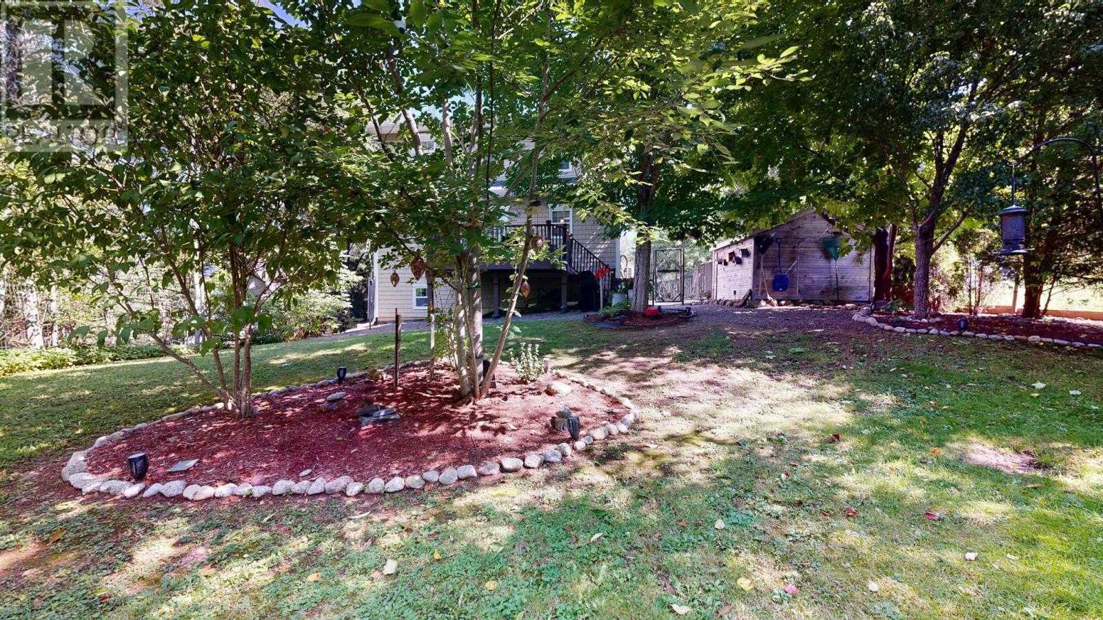 48 Pond Street Property Photo 31