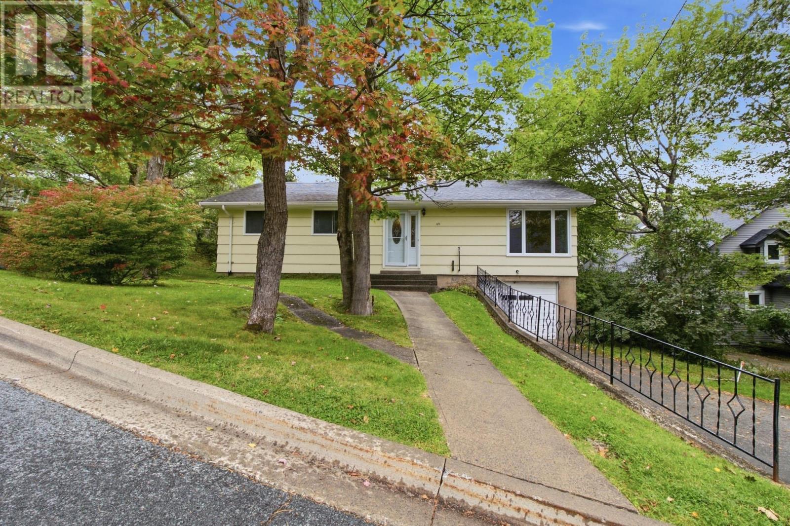 49 Tremont Drive Property Photo 1