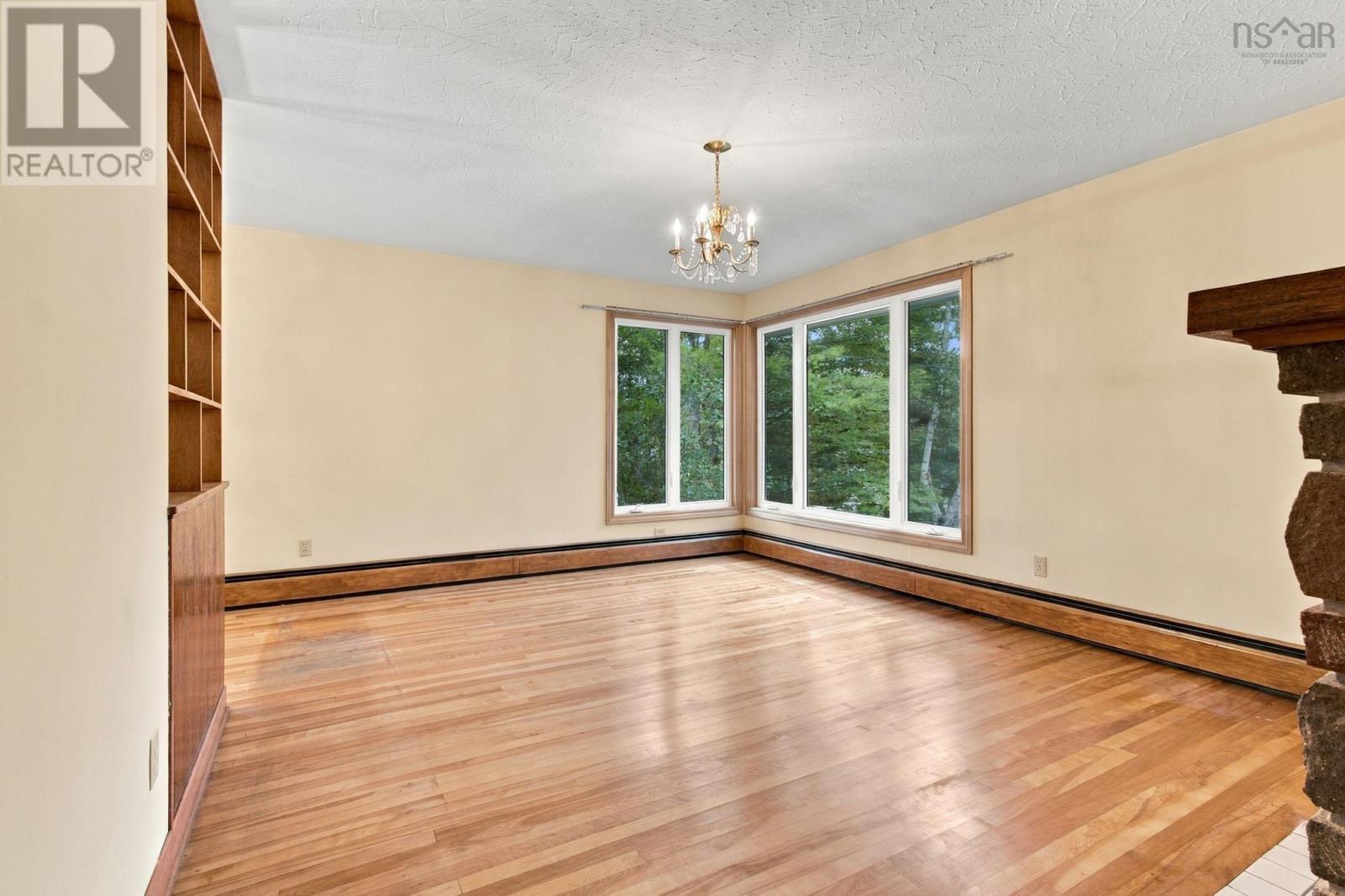 49 Tremont Drive Property Photo 6