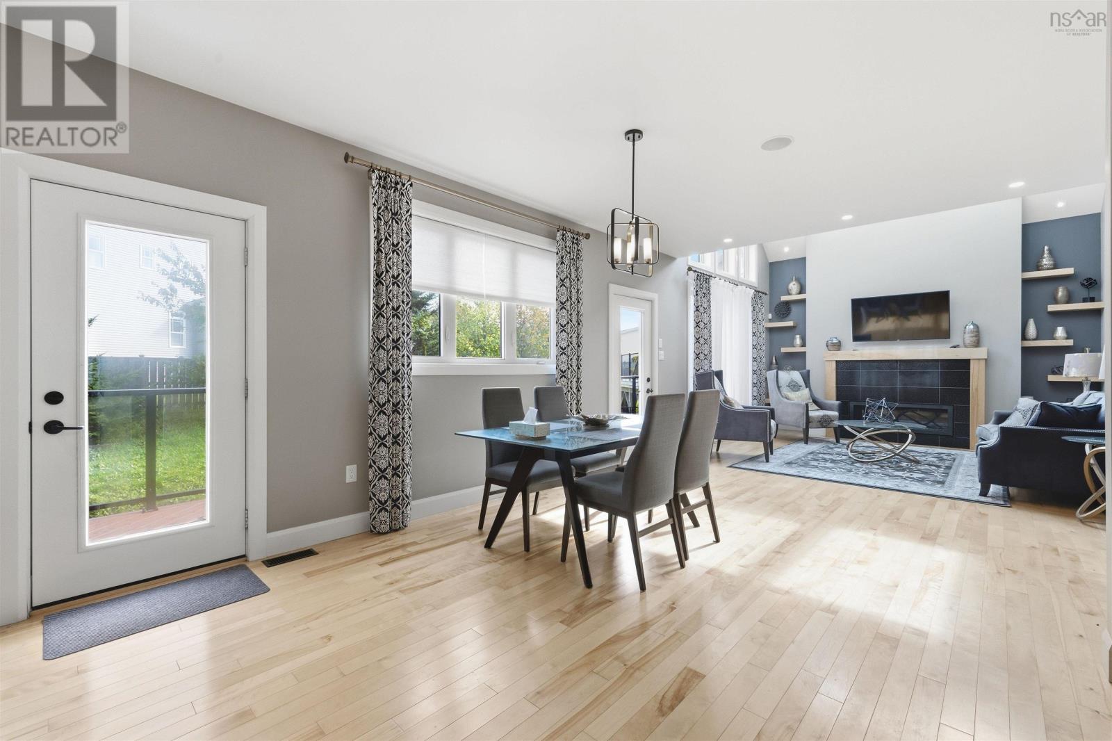 19 Weybridge Lane Property Photo 10