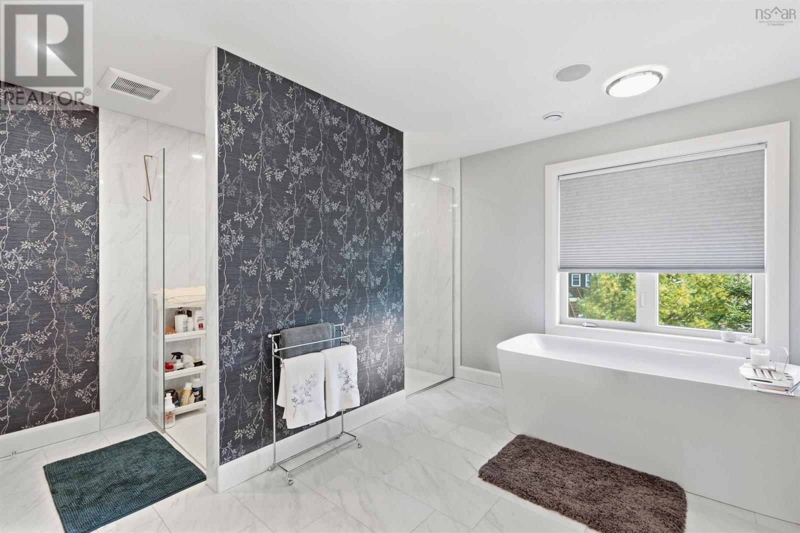 19 Weybridge Lane Property Photo 31