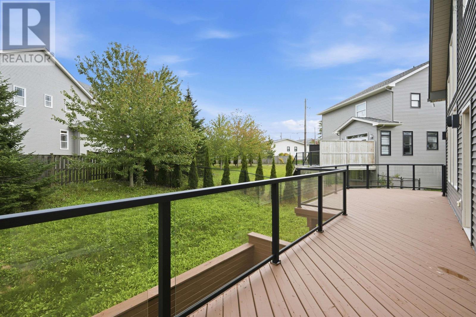 19 Weybridge Lane Property Photo 46