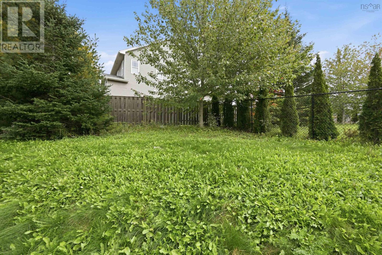 19 Weybridge Lane Property Photo 48