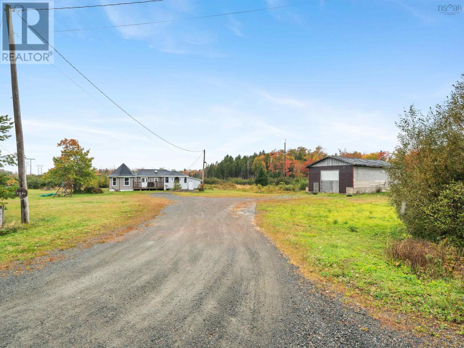 4427 Pictou Road Property Photo 2