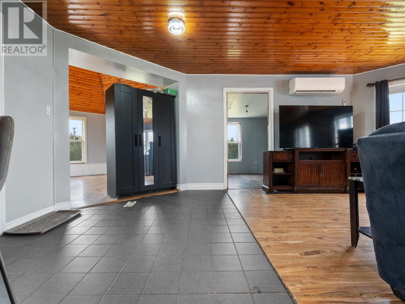 4427 Pictou Road Property Photo 14