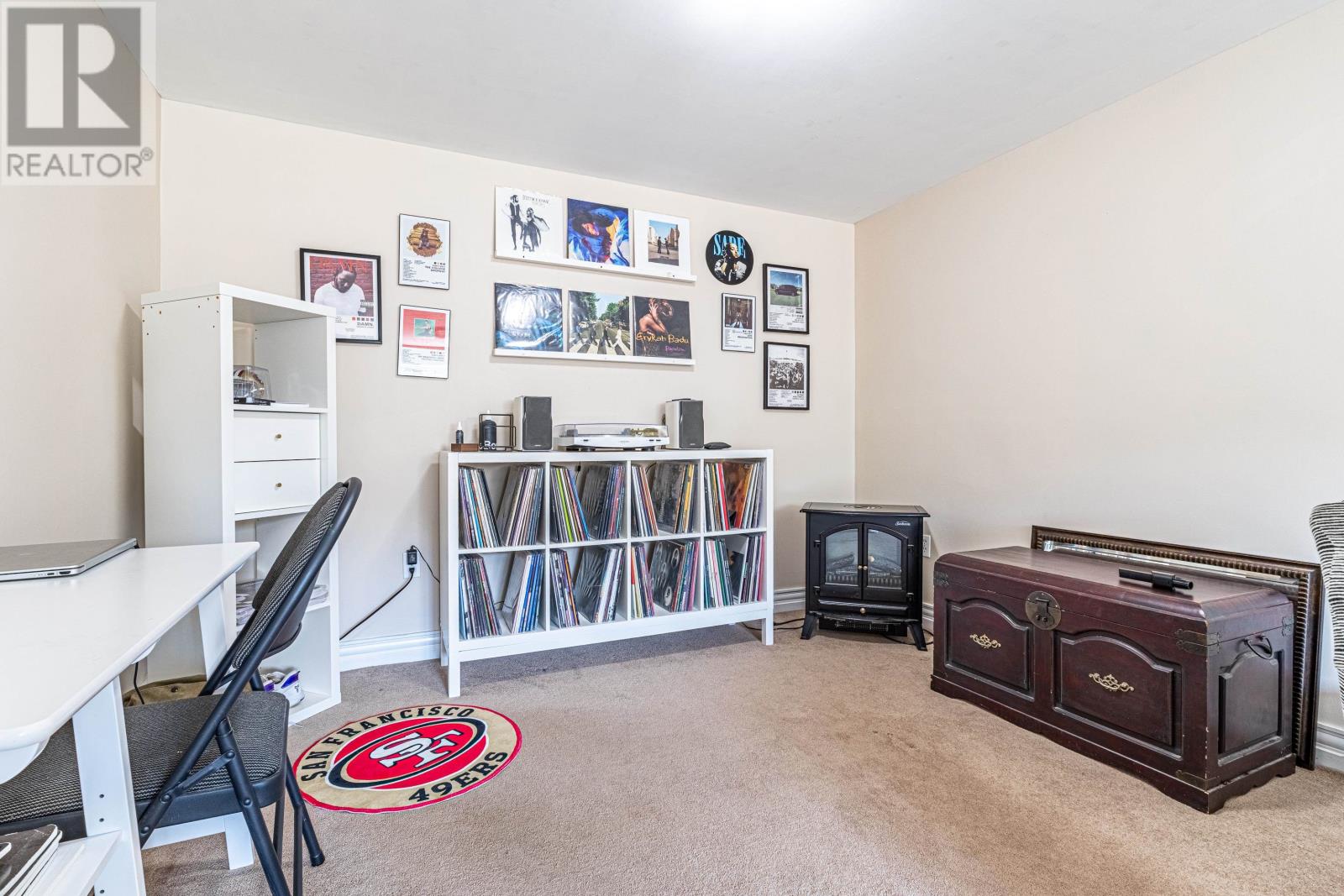 200 Westridge Crescent Property Photo 21