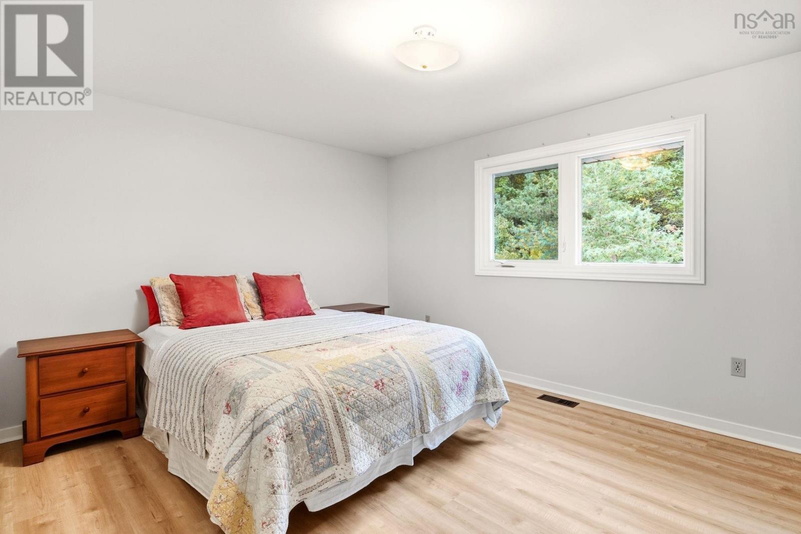 114 Regal Road Property Photo 18