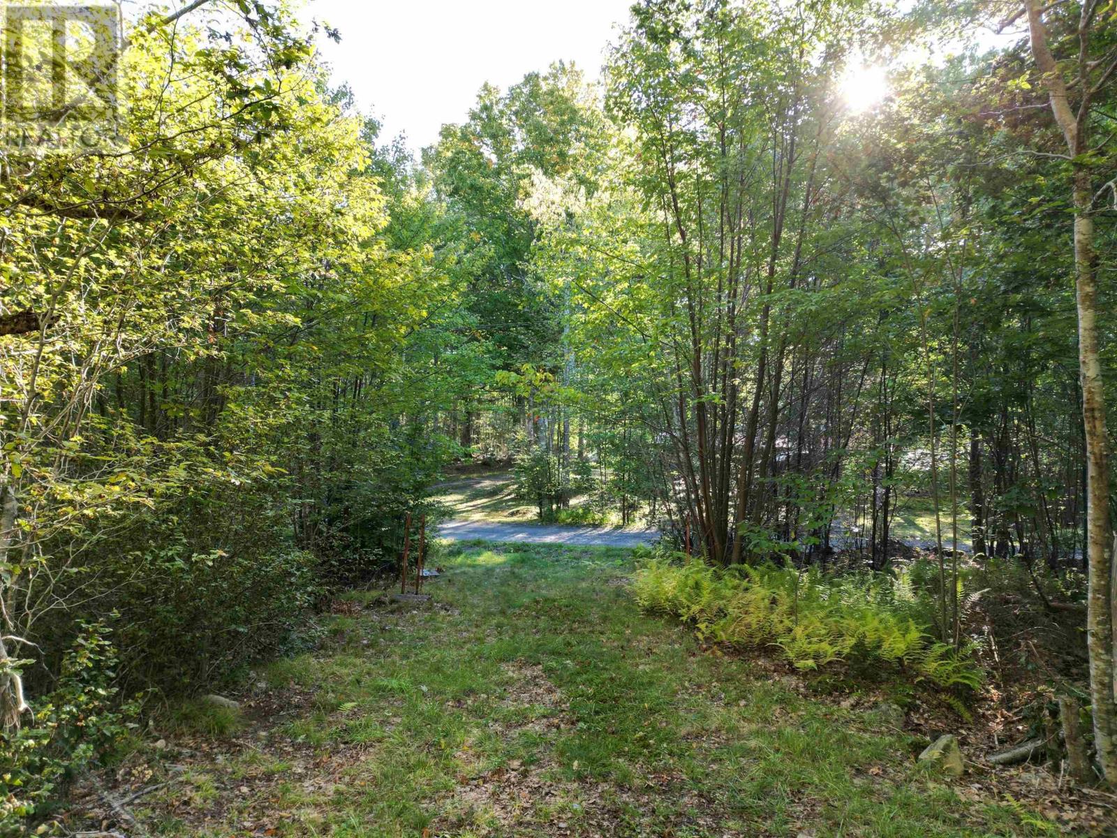 36 Blue Jay Road Property Photo 4