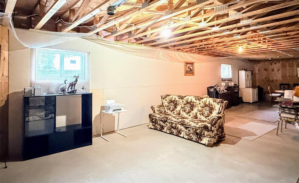62 Broadfoot Street Property Photo 29