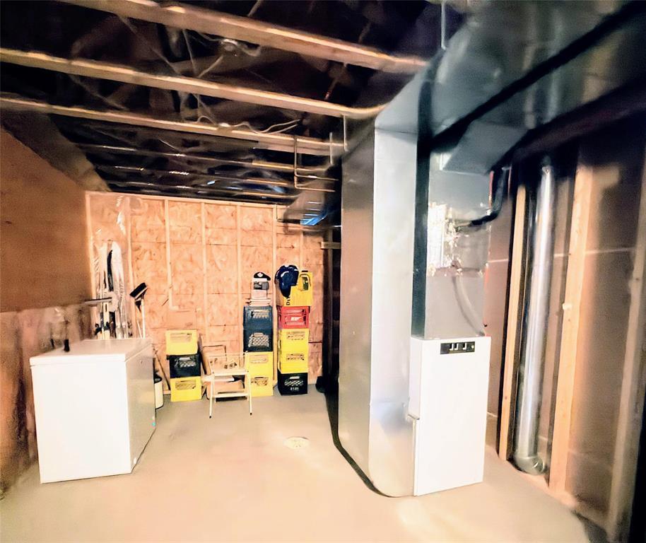 62 Broadfoot Street Property Photo 32