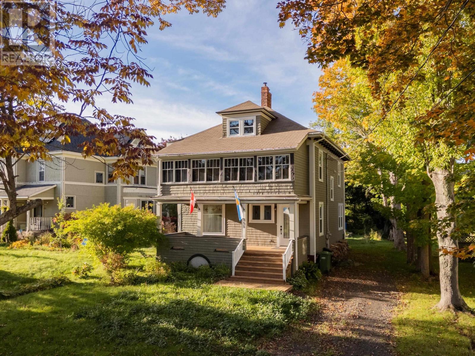 355 Granville Street Property Photo 1