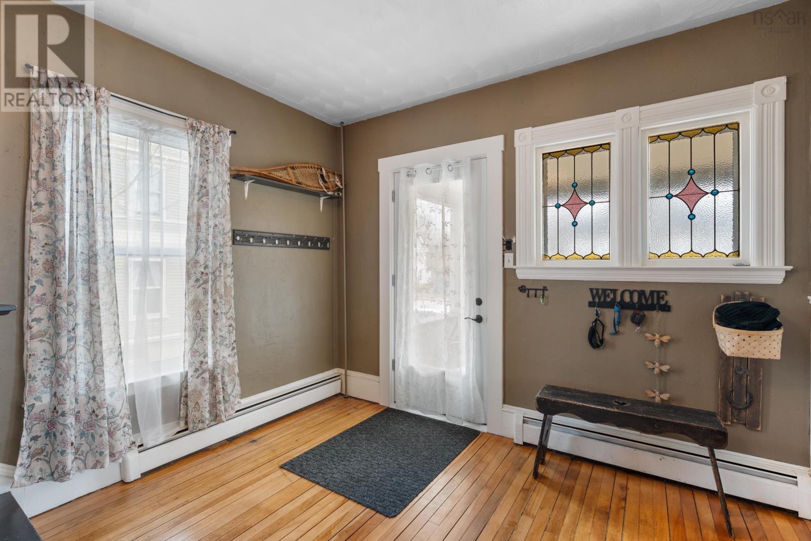 355 Granville Street Property Photo 6