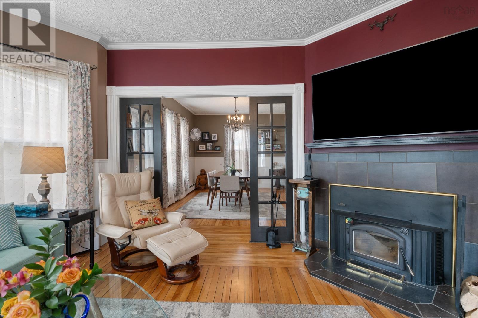 355 Granville Street Property Photo 11