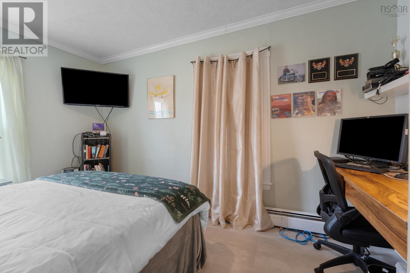 355 Granville Street Property Photo 16