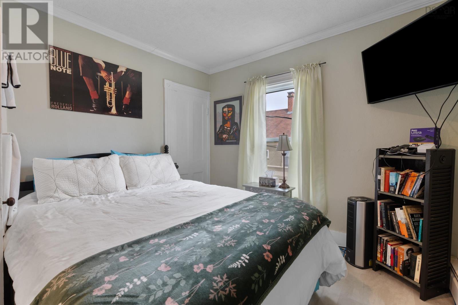 355 Granville Street Property Photo 17