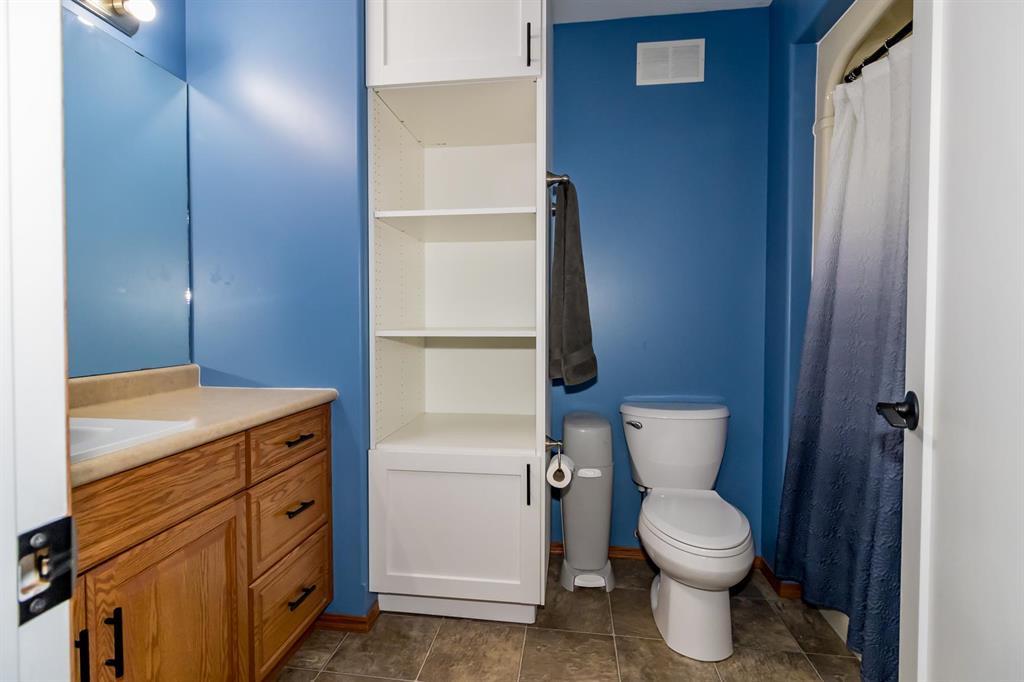639 39th Street Property Photo 32