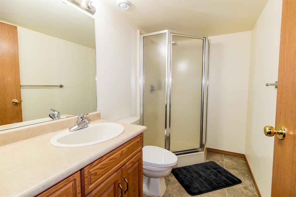 639 39th Street Property Photo 40