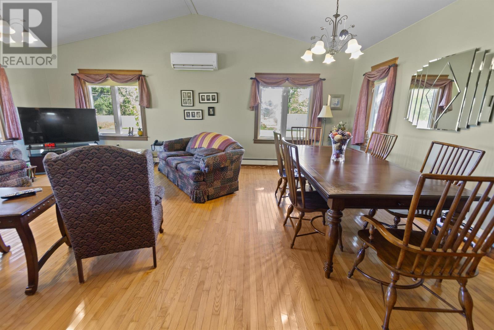 2049 Georgetown Road Property Photo 6