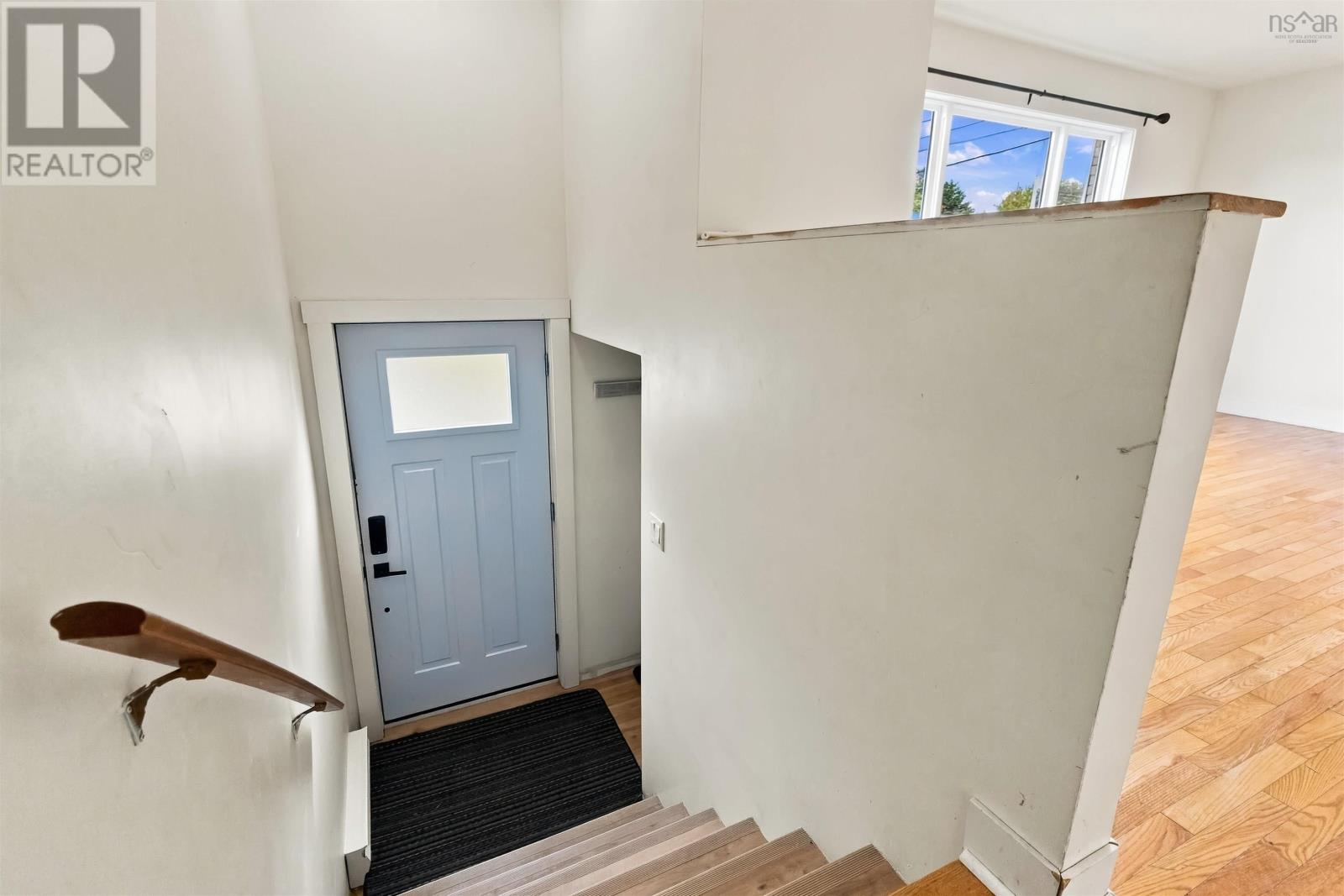 118 Waterwheel Crescent Property Photo 6